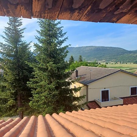 Villa Rosa Caporciano 外观 照片