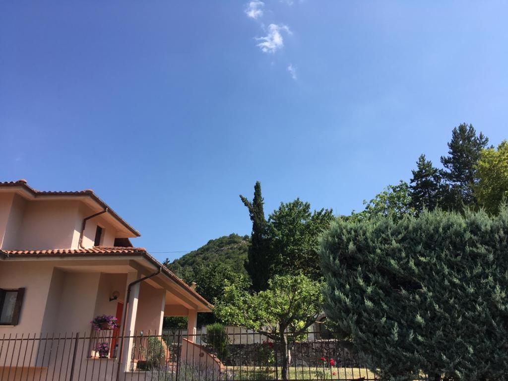 Villa Rosa Caporciano 外观 照片