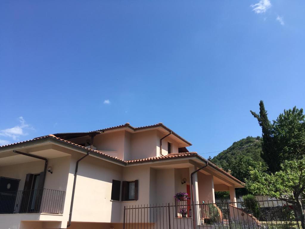Villa Rosa Caporciano 外观 照片